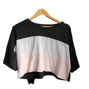 🎉 5 for $25 - Color block crop top